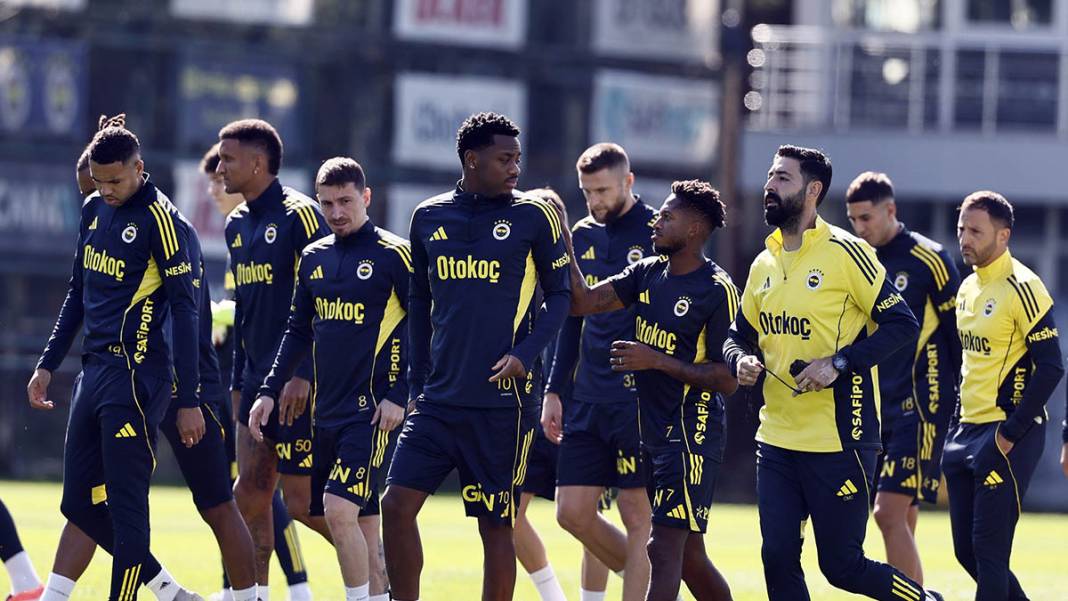 Fenerbahçe - Stuttgart maçının hakemi belli oldu! Süper Lig’den tanıdık bir isim düdük çalacak 1